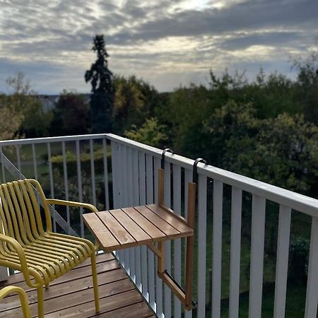 Charmant Studio Avec Parking - Confort Moderne Bourges Luaran gambar